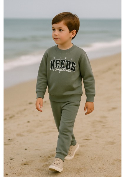 Erkek Çocuk Kışlık Eşofman Takımı Life Needs Confidence Yazılı Pamuklu Üç Iplik Şardonlu Günlük Kombin 2-3-4-5-6 Yaş modelleri