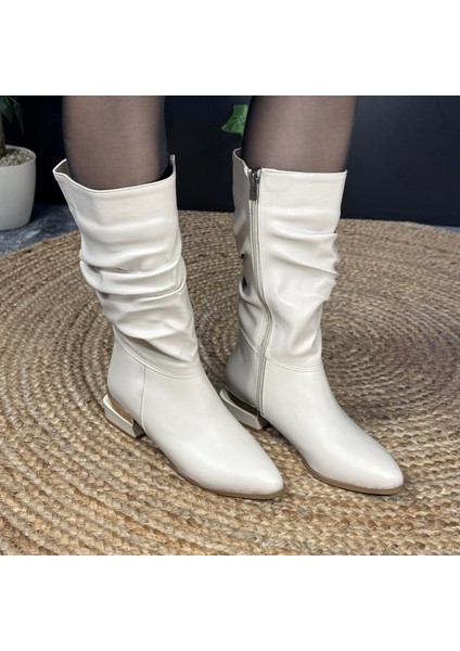 Düz Taş Topuklu Bej Çizme M4507 fiyatları