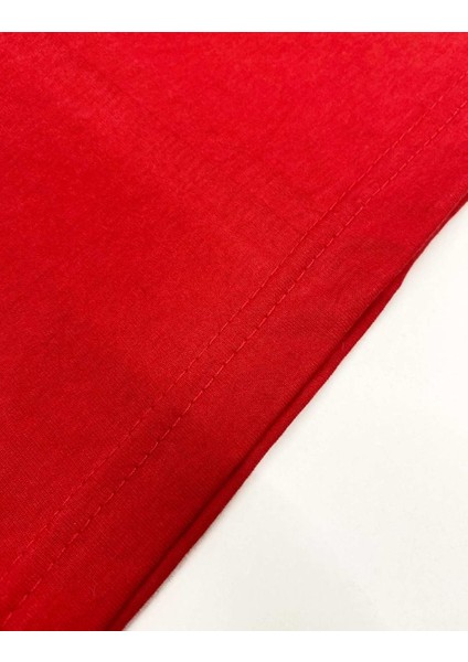 Ay Yıldız Tasarımlı %100 Pamuk Premium Baskı Kalitesine Sahip Terletmeyen Nefes Alan Kırmızı T-Shirt indirimleri