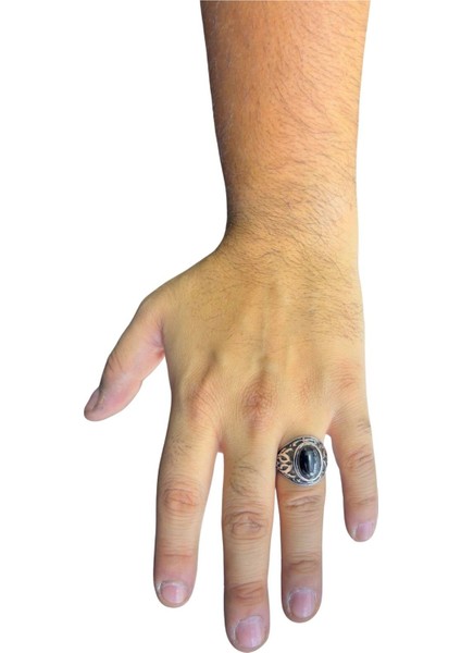 Oval Oniks Taşlı Oyma Desenli Gümüş Erkek Yüzük modelleri
