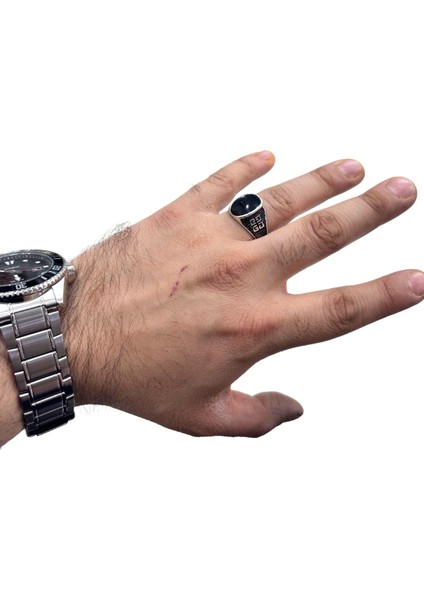 Meander Motif Oval Siyah Mineli Gümüş Erkek Yüzük fırsatları