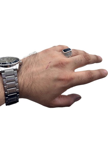 Siyah Mineli Dikdörtgen Gümüş Erkek Yüzük modelleri