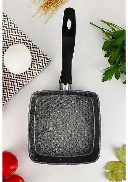 Mini Granit Sos Tavası, Uzak Doğu Omlet ve Sos Hazırlama Tavası, Yapışmaz ve Dayanıklı Yüzeyli Şık Pişirme Tavası (Kare) fırsatları