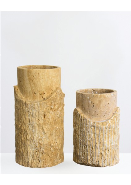 2’li Oyma Yüzeyli Doğal Traverten Vazo Seti – 20 cm & 26 cm fırsatları