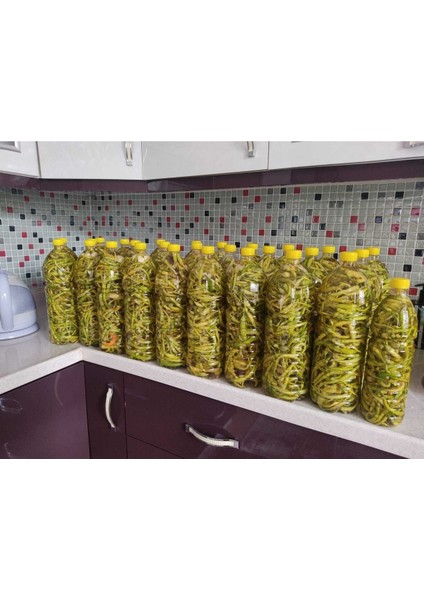 Doğal Adana Yayla Biber Turşusu Hafif Acı 1 Litre (4 Adet) fırsatları