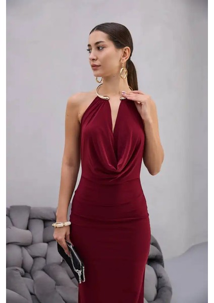 Boyundan Aksesuarlı Degaje Yaka Elbise