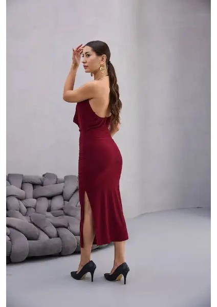 Boyundan Aksesuarlı Degaje Yaka Elbise modelleri