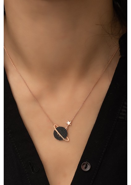 Gümüş Gezegen Kolye Siyah Taşlı wsn266