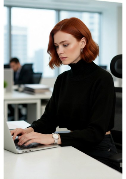 Kadın Ekru Oversize Süper Crop Dik Yaka Triko Kazak Düşük Kol Kışlık Güncel Moda Trendi Kaliteli