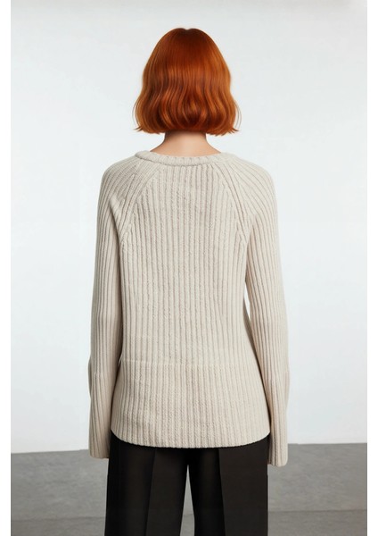 Kadınlara Özel Regular Kalıp Bisiklet Yaka Triko Kazak Reglan Kol Uzun Kollu Peplum Detayı fiyatları