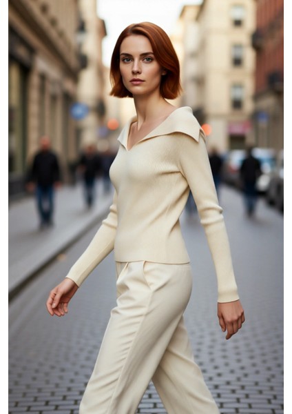 Kadın Şık Devrik Yaka Fitilli Triko Üst Fitted Kesim Uzun Kol Crop Model Ilkbahar Sonbahar modelleri