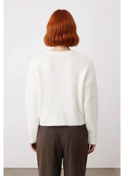 Kadın Geniş Kalıp Kalın Dokulu Bisiklet Yaka Düşük Kol Triko Kazak Soğuklara Özel Konforlu Seçim fiyatları