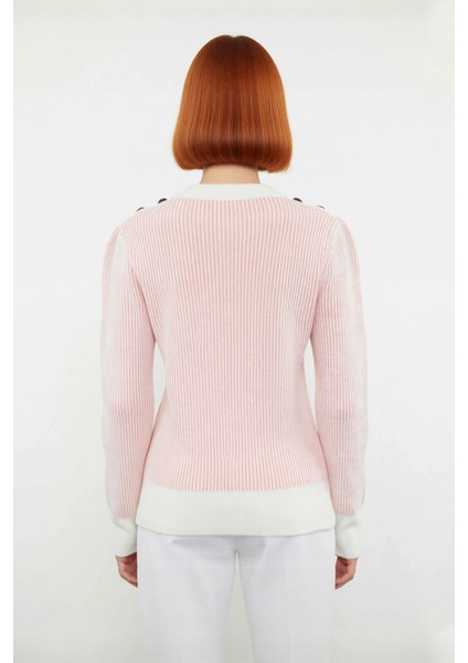 Kadın Uzun Kollu Bisiklet Yaka Çizgili Düğmeli Regular Fit Triko Kazak Soğuk Havalarda Şıklık Sunar modelleri