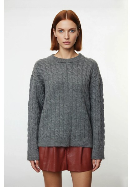 Kadınlara Özel Yumuşak Dokulu Antrasit Regular Kesim Saç Örgü Uzun Kollu Triko Kazak Kaliteli fiyatları