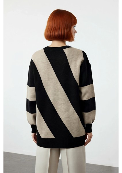 Kadın Basic Bisiklet Yaka Renk Bloklu Düşük Kollu Akrilik Triko Kazak Kış Günleri Için Ideal modelleri