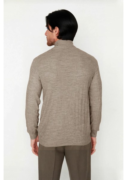 Erkekler Için Düz Desen Balıkçı Yaka Akrilik Triko Kazak Kış Sezonunda Rahatlığı ve Zarafeti modelleri