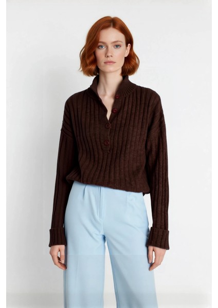 Kadın Casual Fitilli Triko Kazak Orta Kalınlık Dik Yaka Düşük Kol Rahat ve Trend Kış Stili fiyatları