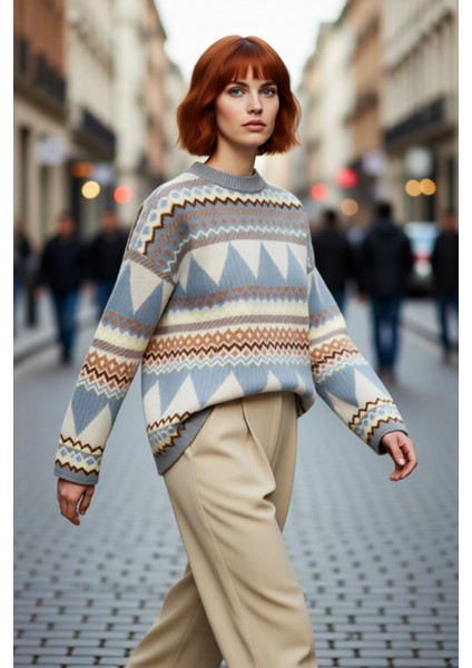 Kadınlara Özel Etnik Desenli Oversize Düşük Kol Bisiklet Yaka Triko Kazak Soğuk Havalara Uyumlu fırsatları