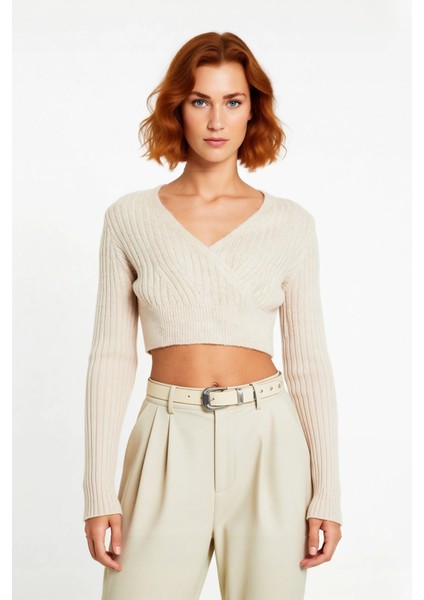 Kadın Antrasit Crop Boy Fitted Kruvaze Triko Kazak Günlük Şıklık ve Konforu Kış Sezonuna Taşır fiyatları