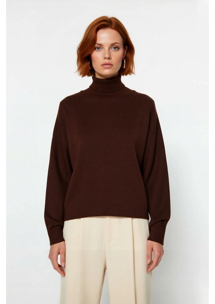 Kadın Günlük Akrilik Oversize Balıkçı Yaka Triko Kazak Konforlu ve Şık Kış Kombinleri Kaliteli