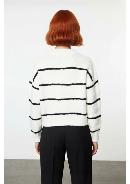 Kadın Geniş Kalıp Kalın Dokulu Bisiklet Yaka Düşük Kol Triko Kazak Soğuklara Özel Konforlu Seçim fiyatları