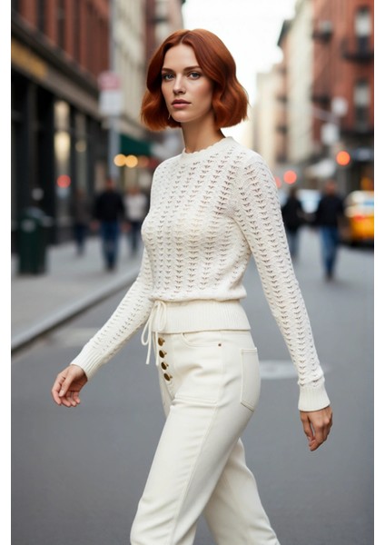Kadın Ince Ajurlu Triko Kazak Fitted Kalıbı ve Bisiklet Yakasıyla Ilkbahar Sonbahar Zarafeti Sunar fırsatları