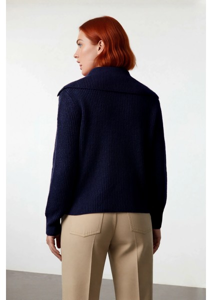 Kadın Orta Kalınlık Akrilik Karışımlı Selanik Dokuma Polo Yaka Triko Kazak Günlük Kullanım modelleri