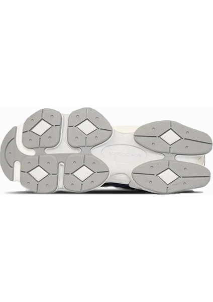 9060 Kadın Spor Ayakkabı fırsatları