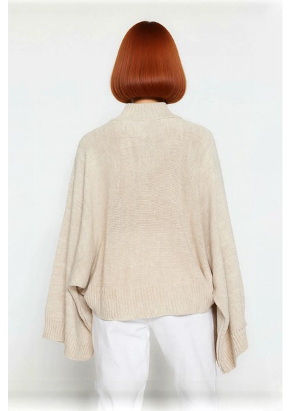 Kadın Basic Siluet Oversize Dik Yaka Ispanyol Kol Akrilik Triko Kazak Konforlu ve Modern Kaliteli modelleri