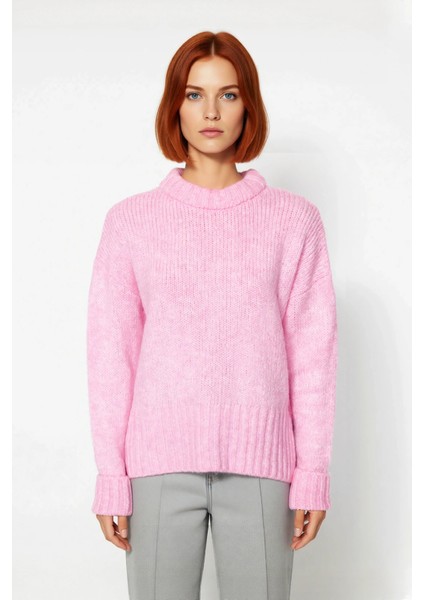 Kadın Pembe Oversize Dik Yaka Triko Kazak Günlük Kombinlerinizi Tamamlayan Sıcak ve Şık Parça fiyatları