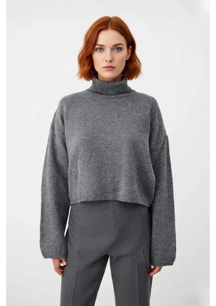 Kadın Oversize Balıkçı Yaka Düşük Kol Triko Kazak Süper Crop Boy Kışlık Rahat ve Şık Tasarım fiyatları