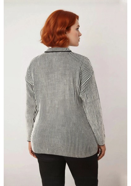 Kadın Klasik Bisiklet Yaka Regular Kalıp Çizgili Fitilli Triko Kazak Günlük Şıklık Için Mükemmel modelleri