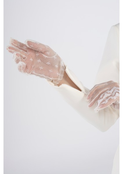 Kırık Beyaz Drapeli Uzun Elbise – Gizli Fermuarlı, Rahat Formda Nikah & Özel Gün Elbisesi