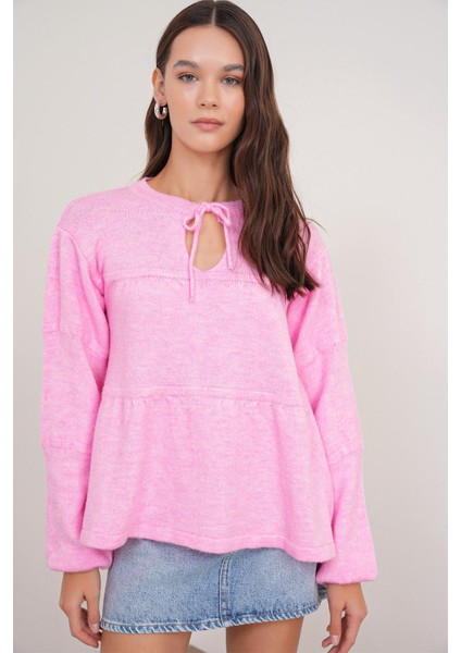 6950 Kadın Yakası Bağcıklı Pileli Triko Kazak Pembe