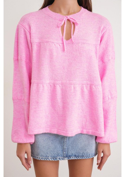 6950 Kadın Yakası Bağcıklı Pileli Triko Kazak Pembe fırsatları