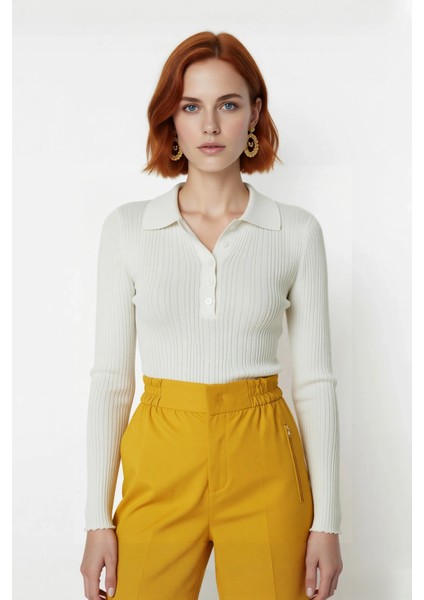 Kadın Basic Siluet Fitted Kesim Fitilli Dokulu Polo Yaka Triko Kazak Günlük Kullanım Kaliteli fiyatları