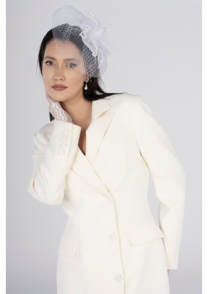 Kırık Beyaz Ceket Elbise – Düğmeli Midi Boy Nikah & Davet Elbisesi