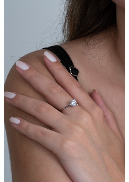 Rodyum Kaplama 6mm Gümüş Alyans ve Gümüş Tektaş Yüzük Seti WSR122