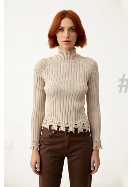 Kadın Şık Fitted Crop Uzun Reglan Kollu Dik Yaka Fitilli Triko Kazak Kış Günleri Için Ideal Model fiyatları