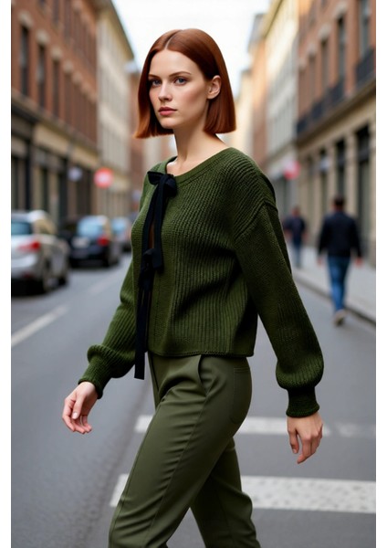 Kadın Triko Çift Taraflı Kurdeleli Crop Kesim Regular Kalıp Düşük Kol Selanik Örgü Akrilik Kazak fırsatları