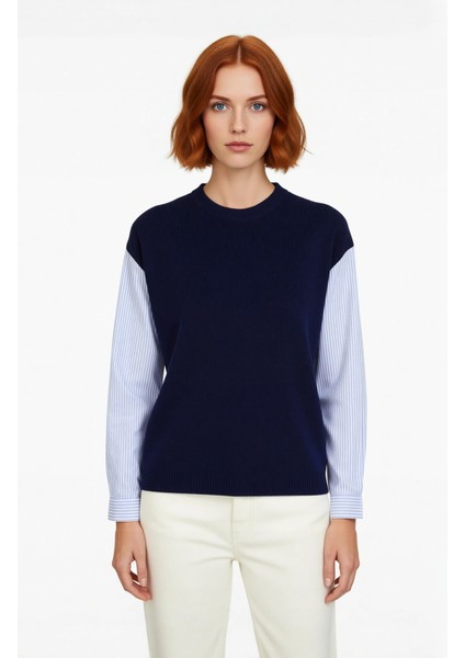 Kadın Lacivert Renk Bloklu Oversize Bisiklet Yaka Çizgili Gömlek Detaylı Triko Kazak Modern Rahatlık fiyatları