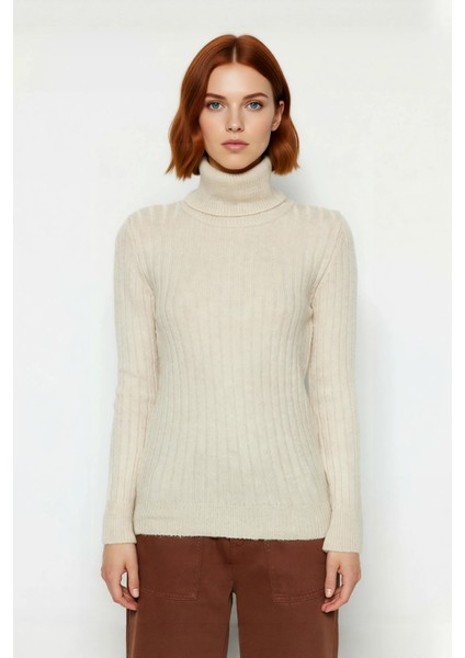 Kadın Kışlık Balıkçı Yaka Triko Kazak Fitted Kalıp Basic Koleksiyon Gün Boyu Konforlu Şıklık