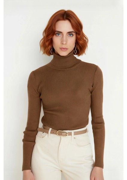 Kadın Basic Balıkçı Yaka Fitted Triko Kazak Akrilik Kumaşıyla Kış Kombinlerinin Vazgeçilmezi fiyatları