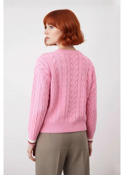 Kadın Şık V Yaka Kolej Temalı Triko Kazak Regular Kalıp Rahat Kullanım Orta Kalınlık Gündelik modelleri