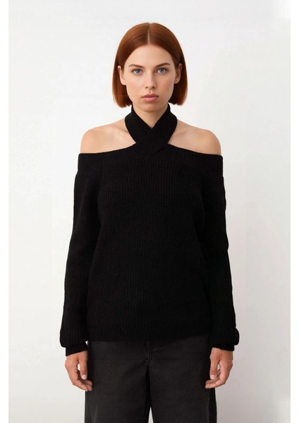 Kadın Düz Desen Akrilik Triko Crop Kesim Omuz Dekolteli Uzun Kollu Soğuk Hava Kazak Kaliteli