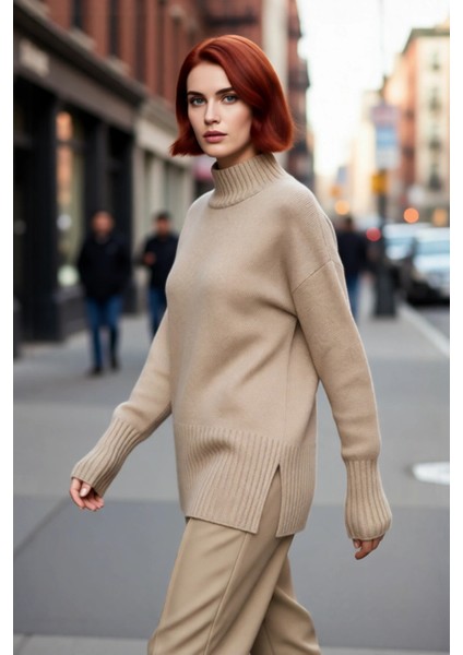 Kadın Basic Düz Desen Oversize Kesim Dik Yaka Triko Kazak Reglan Kol Kış Aylarının Konforlu Şıklığı fırsatları