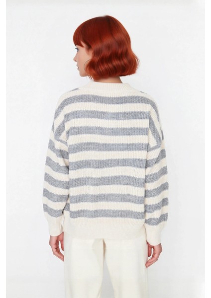 Kadın Oversize Kesim Bej Gri Çizgili Bisiklet Yaka Akrilik Triko Kazak Kışlık Konforu Kaliteli modelleri