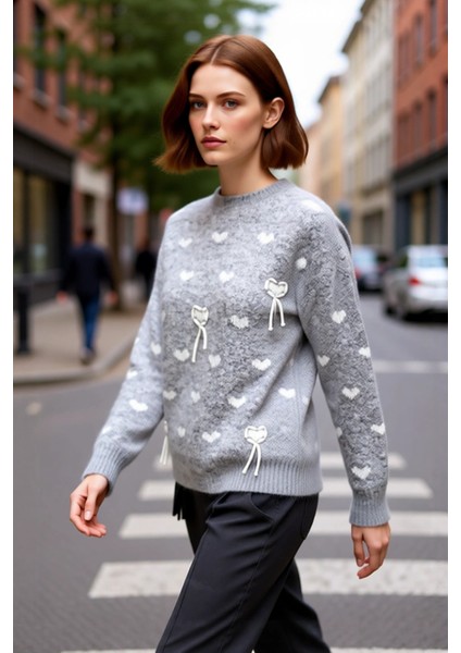 Kadın Cool Comfort Oversize Triko Kazak Kalp Desen Detaylı Düşük Kollu Soğuk Kış Günleri Için fırsatları
