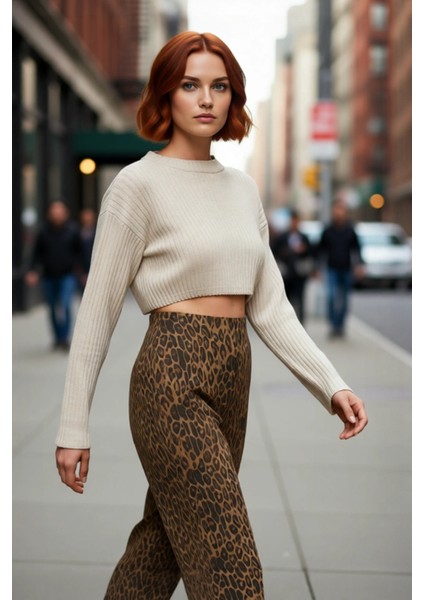 Kadın Düz Desen Regular Kalıp Triko Super Crop Bisiklet Yaka Uzun Kol Kazak Casual Tarz Kaliteli modelleri