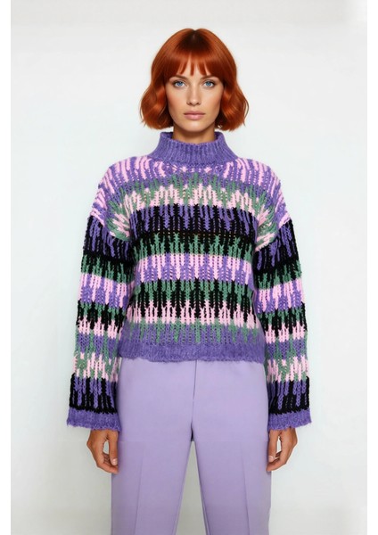 Kadınlara Özel Oversize Dik Yaka Etnik Desenli Kalın Triko Kazak Kış Şıklığı Için Crop Kesim